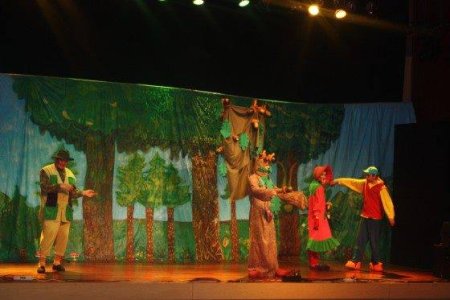 Czerwone jabłuszko - dla dzieci