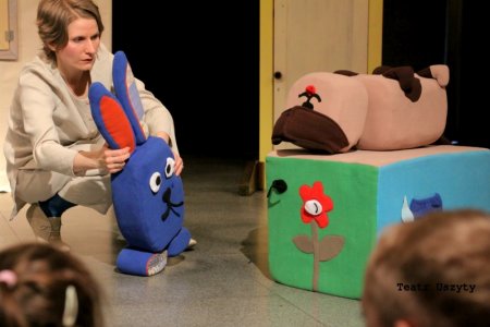 Spektakl &quot;Kto tam&quot; - Teatr Uszyty - spektakl