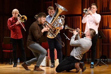 Klasycznie Niepoważni: Wah Wah Brass - koncert