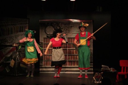 Poranek Familijny - Teatr Trip &quot;Na tropie zaginionej opowieści&quot; - dla dzieci