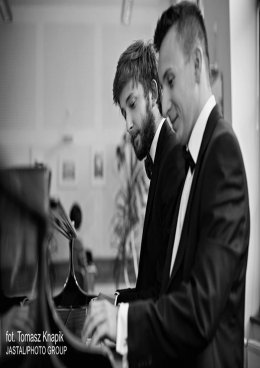 „Od Moniuszki do Nirvany” | Dombrova Piano Duo - koncert