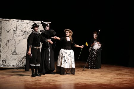 Księżniczka na opak wywrócona - spektakl gościnny Teatru Scena Główna Handlowa - spektakl