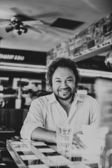 Mietek Szcześniak „Nierówni”