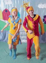 Mikołajkowy spektakl teatralny "Dwa Skrzaty - Dwa Światy"