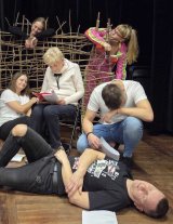 Premiera spektaklu: Hop Sa Sa i Siedem Trupów na Wiosnę