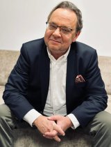 „Głos, który czaruje”. Kino na żywo z Kubą Strzyczkowskim