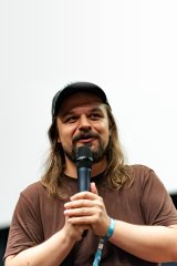 Stand-up na Modlińskiej, Bartek Walos