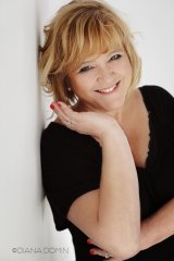 Być kobietą. Koncert Ewy Jarzymowskiej-Kałudowej w WCK Anin