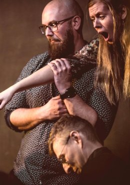 „A kto to tutaj mieszka?” – bajka improwizowana – Teatr Improwizacji „irga” z Wrocławia