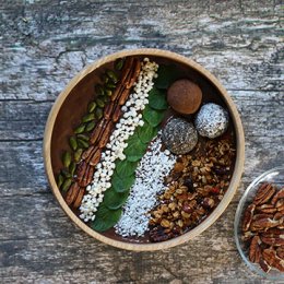 Kasia Burzyńska-Sychowicz - SUGARFREE STORY, czyli słodkie desery bez cukru