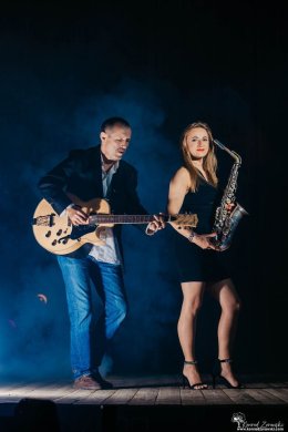 Wojtek Shakin Michalski & Kasia Jiruska ” Nie bój się jutra”