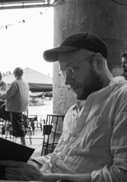 Sam Kowalski | Wielogłosy