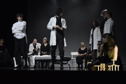 „Autominetodon”  Teatr Novi z Ramą. Spektakl na bis.