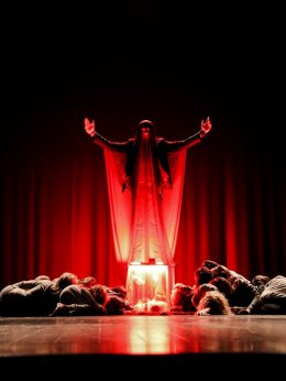 Spektakl taneczny WIR z muzyką K-Essence na żywo