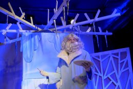 Teatralny Poranek Bajkowy "Dziadek Mróz"