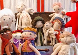 Wkręć się w teatr – Szydełkowa szopka babci Klary