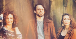 Letnie granie: MUNDINOVA TRIO