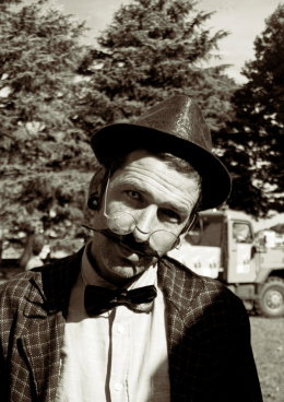 7. Cyrkowy Festiwal Podwórkowy CYRKOPOLE - Domi Circo | „Out of the law”