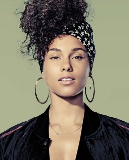 Tribute to Alicia Keys