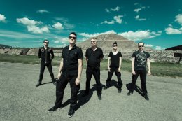 Die Krupps i Front Line Assembly