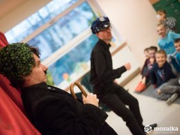 Mała Scena Sezamu: „Dobry żart, tynfa wart! – czyli różne możliwości wywołania radości!” - Teatr MOZAIKA