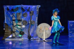 Teatralny Poranek Bajkowy "Fabryka śniegu"