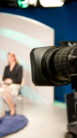 Filmowa rozgrzewka. Telewizja śniadaniowa 8+