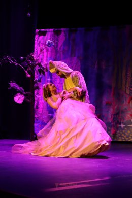 Teatralny Poranek Bajkowy "Wesoła Czarownica"