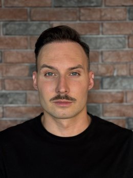 Warsztaty TANIEC DLA KOBIET 55+: Łukasz Broniak