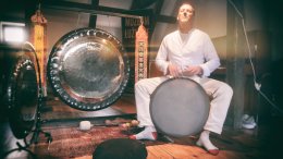 MAM ORIENT NA ORIENT: Gong Sound Experience-Wojciech Pokrzewiński