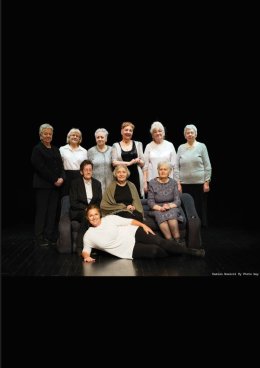 Świąteczna propozycja GOK SEZAM. Zespół Teatralny Senioritki