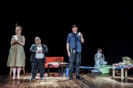 Ars scaenica – Wielka płyta - komedia sąsiedzka