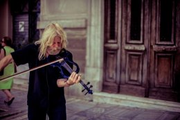 Białe strony - Daniel Georgiev