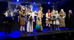 KOLĘDNICY  w wykonaniu Teatru TETRAEDR