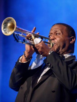 Tribute To Louis Armstrong - Troy "Satchmo" Anderson (Usa) & Band