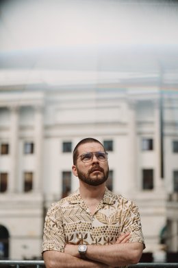 Scena Piosenki Autorskiej: Kuba Blokesz śpiewa utwory JACKA KACZMARSKIEGO