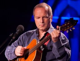 Scena piosenki autorskiej : Piotr Bakal