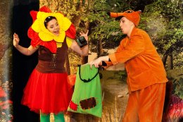 Poranek Familijny - Teatr Tak "Milutka w malachitowym borze"