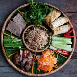 Spring Asia Story – Wiosenna opowieść Oli Nguyen