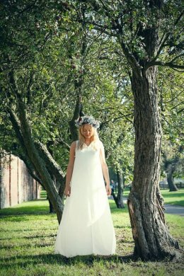 Klara Cloud & The Vultures 24.4