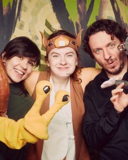 Mała Scena Sezamu: „Słowa jak skrzydła” – Teatr Mozaika