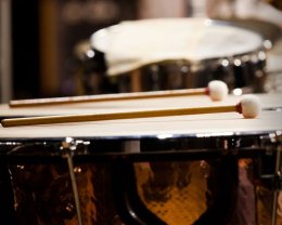 Klasycznie Niepoważni: … od wielkiego dzwonu