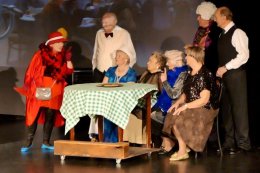 PROGRAM SENIOR – KULTUROMANIA Teatr Pora na Seniora „Bajki pchły Szachrajki”