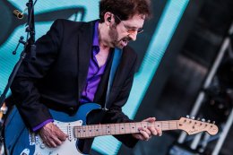 The best of Eric Clapton - plays Cliff Stevens