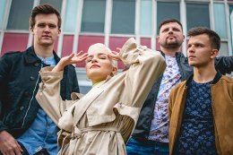 koncert Moniki Kowalczyk "Te Twoje sukienki tour"