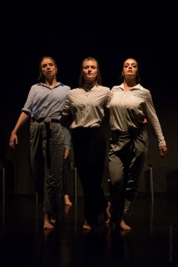 “Sama nie wiem” / a g i t a t u s / choreografia Marta Wołowiec