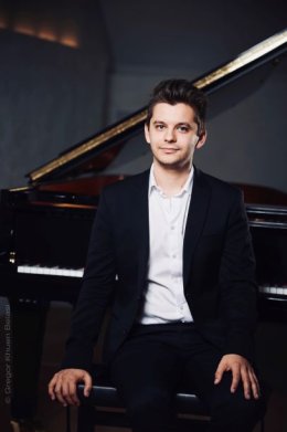 Recital Chopinowski Kamil Pacholec