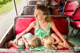 Klub Obieżyświatów - Rodzina Bez Granic: "Szukając krainy Taka-Tuka: Nowa Zelandia, Tonga, Fidżi i Vanuatu"