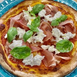 Pizza Amore by Andrea Scarantino