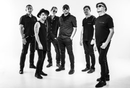 Sztywny Pal Azji gra pierwszą płytę! ...i coś jeszcze